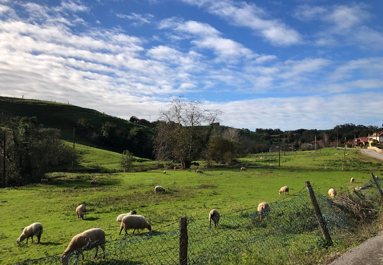 Apartamento en Oreña - Rozando el Mar en Puerto Calderón con piscina