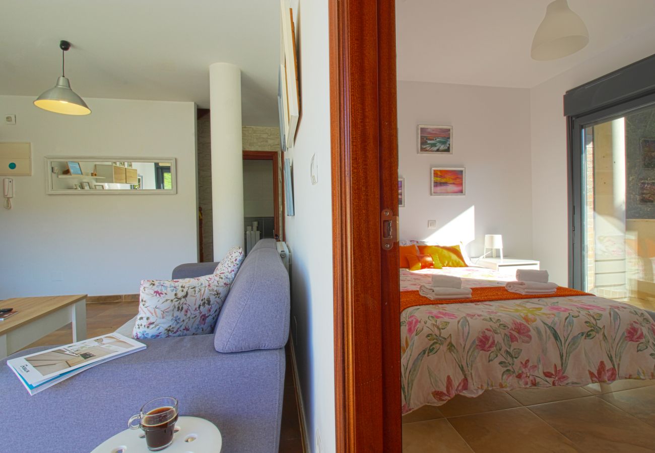 Apartamento en Oreña - Rozando el Mar en Puerto Calderón con piscina