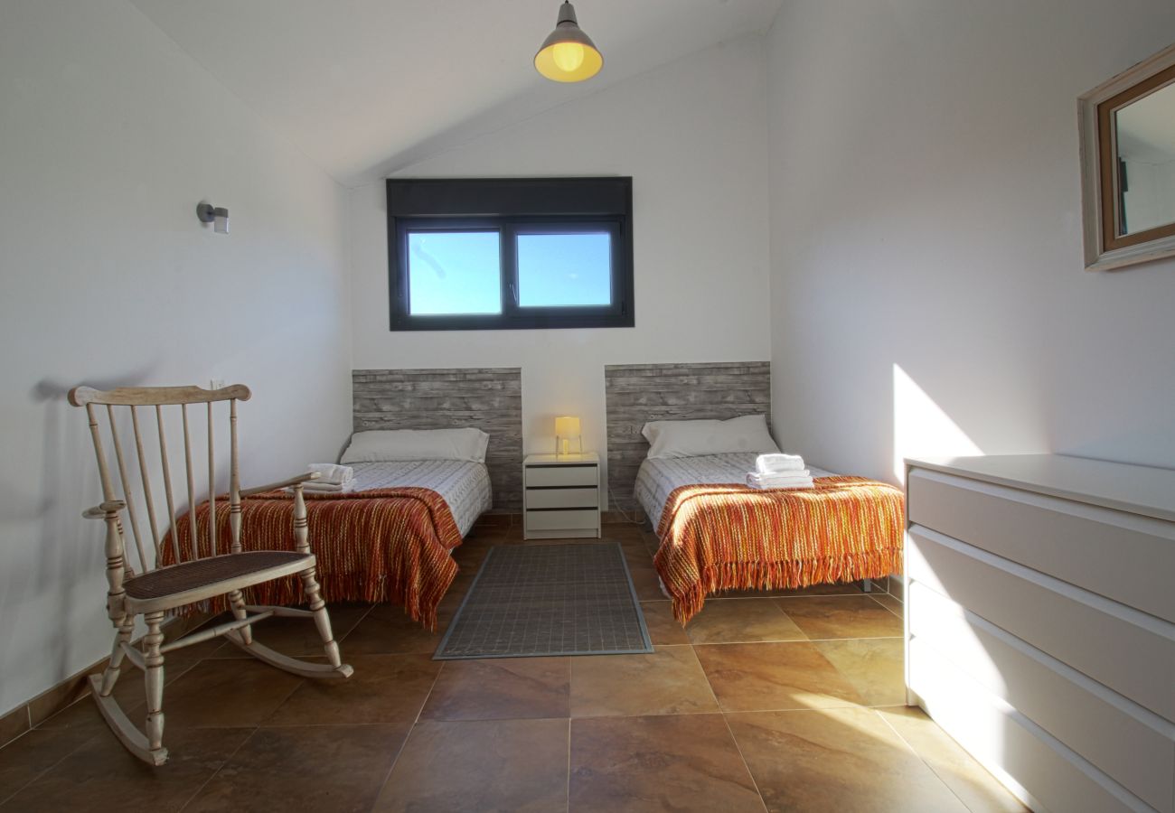 Apartamento en Oreña - Rozando el Mar en Puerto Calderón con piscina