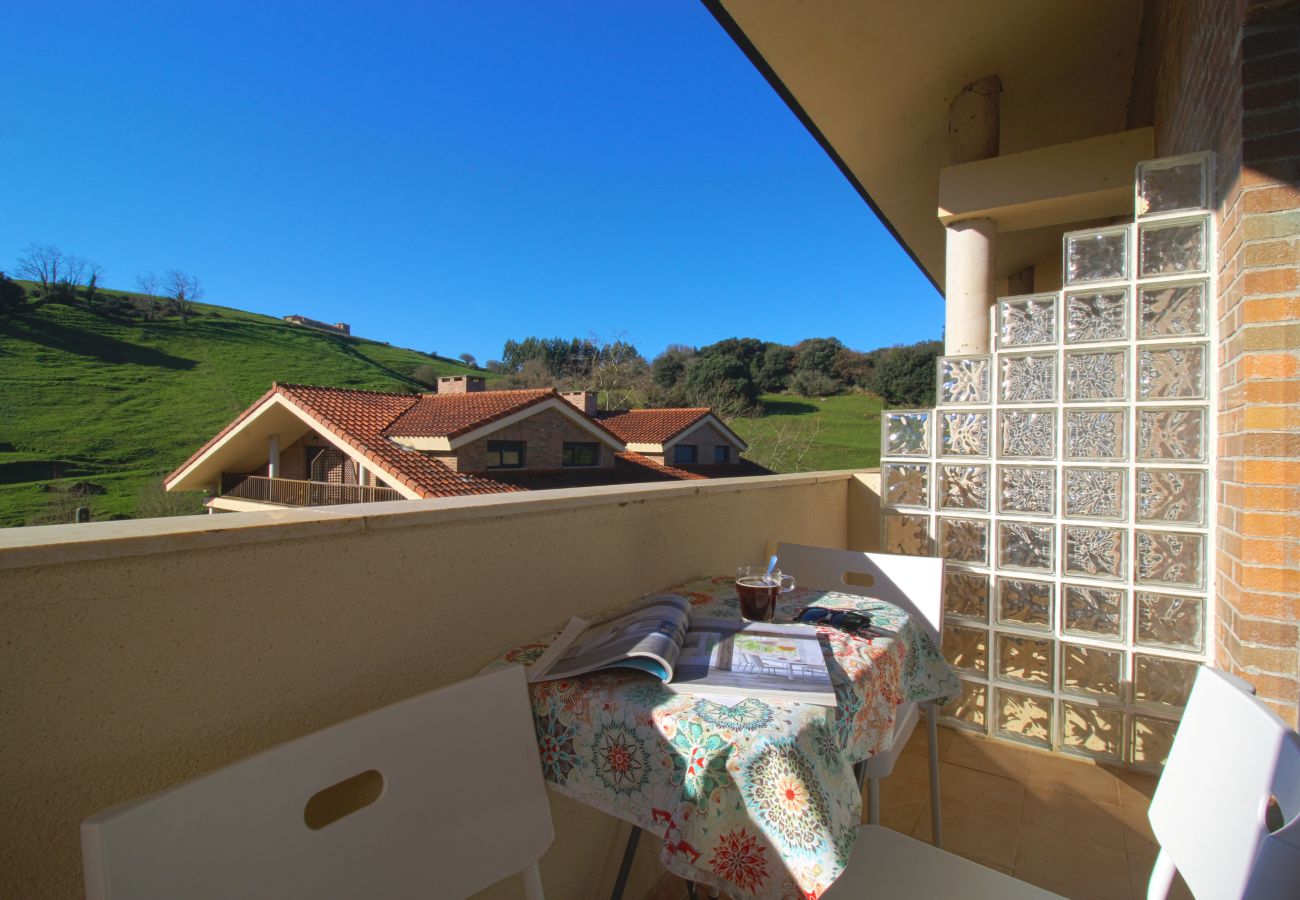 Apartamento en Oreña - Rozando el Mar en Puerto Calderón con piscina