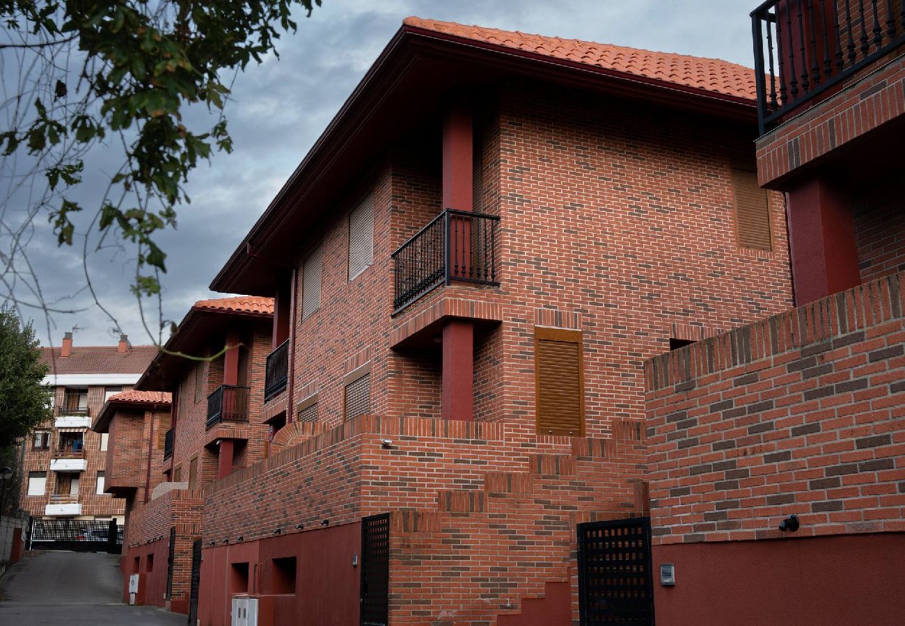 Casa en Suances - La Casa del Muelle con Jardín