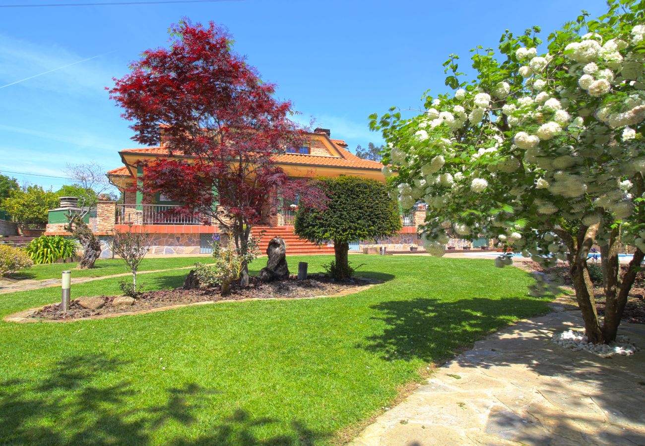 Casa en Reocín - Green House con piscina