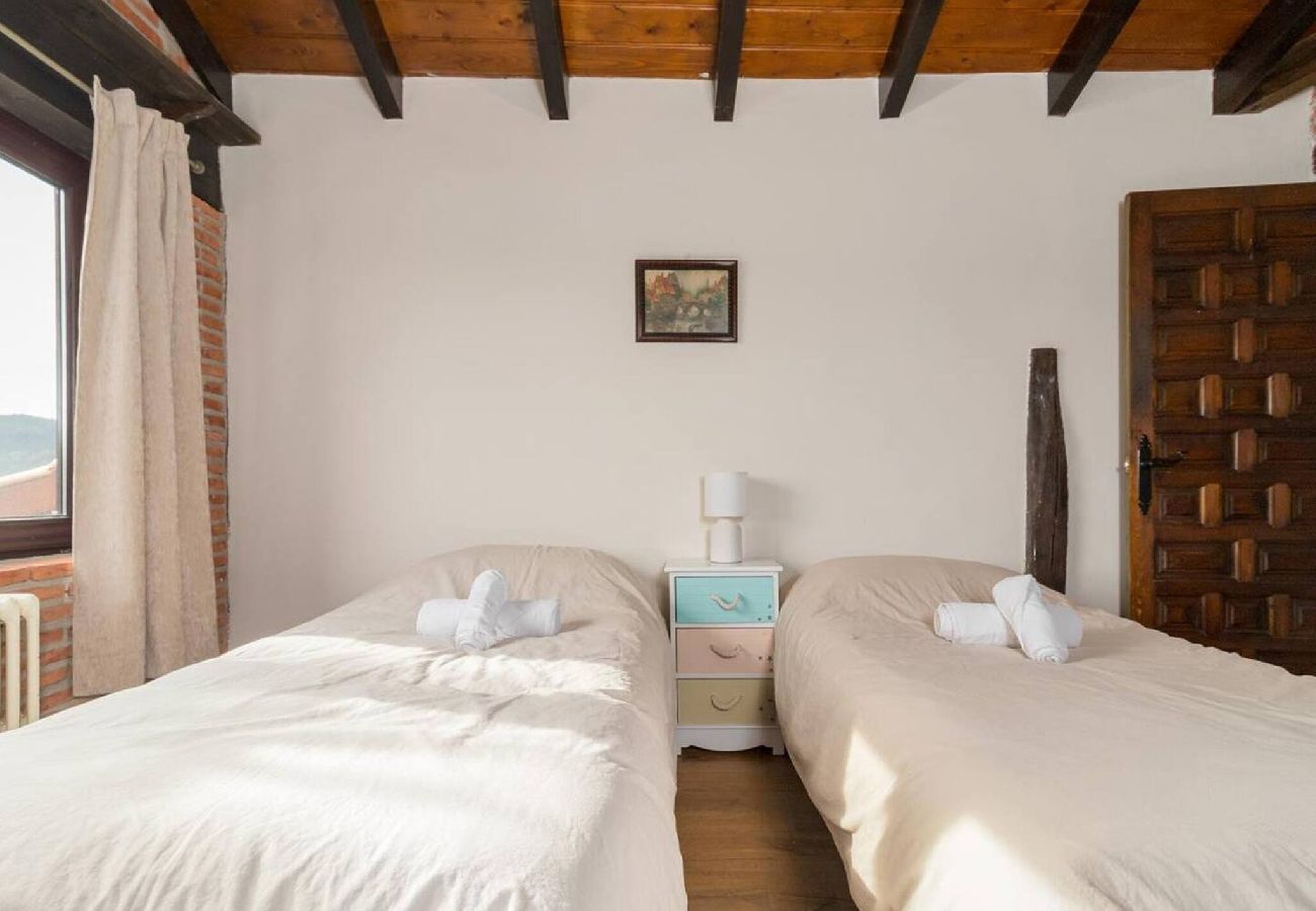 Casa en Oruña de Piélagos - Chalet Suka