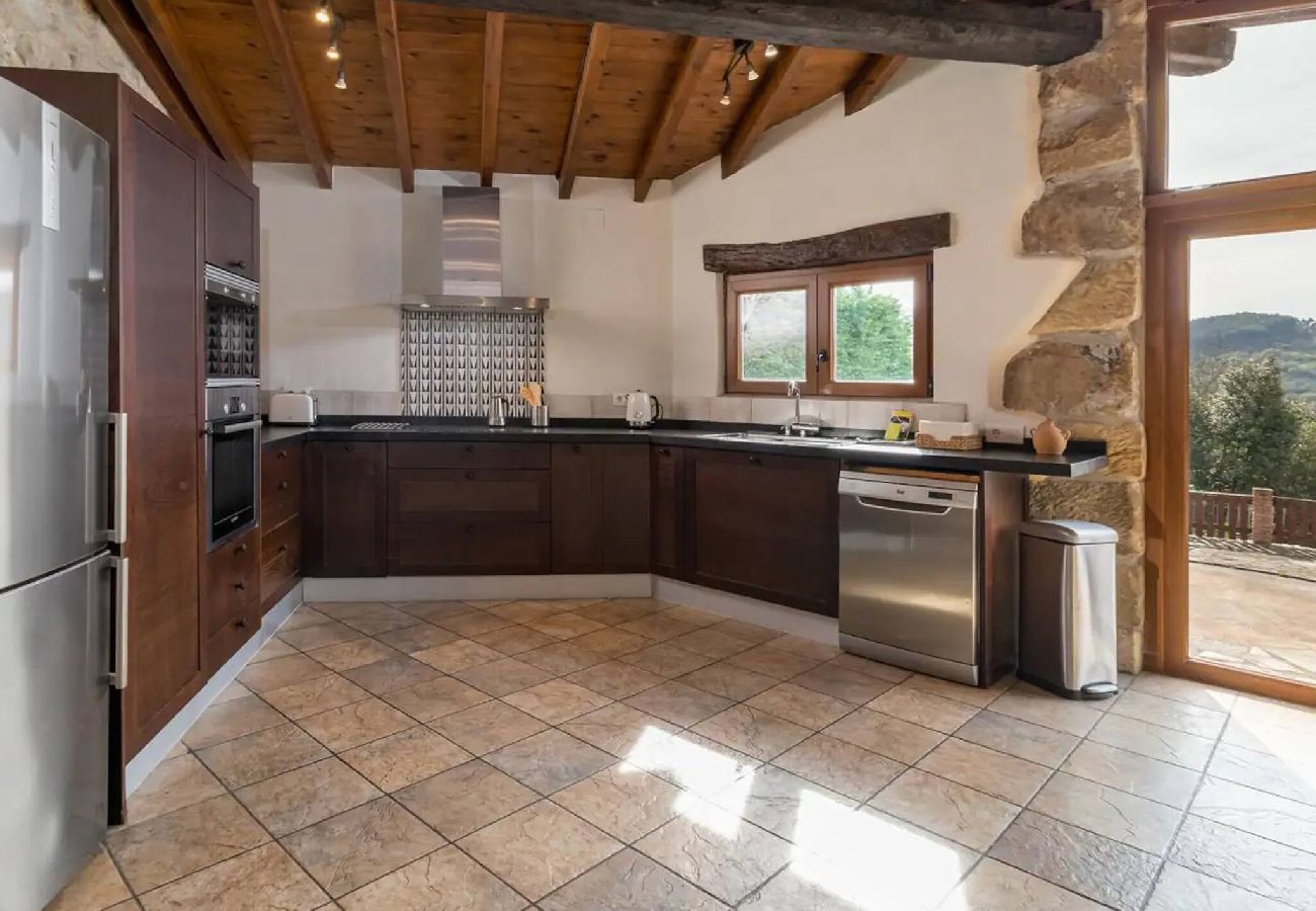 Casa en Oruña de Piélagos - Chalet Suka