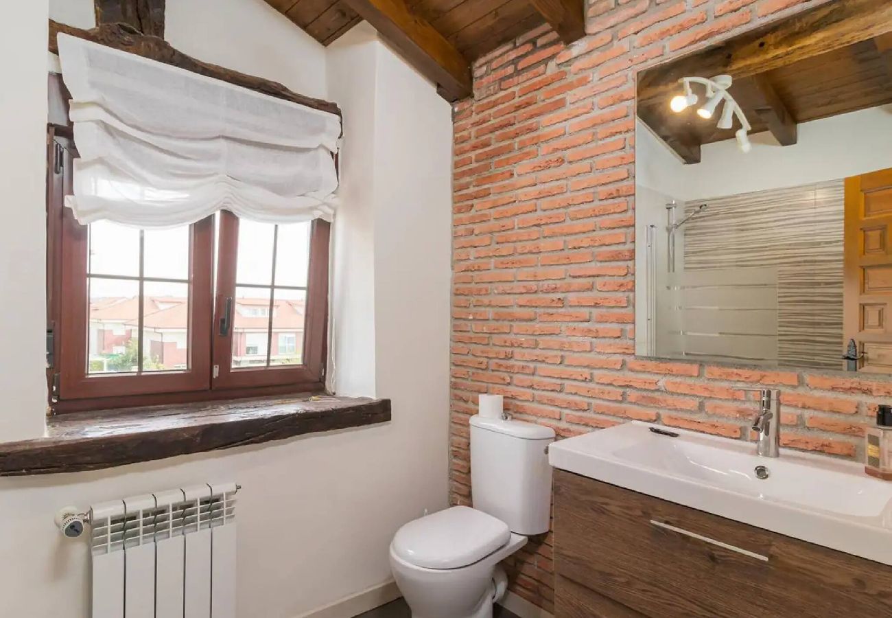 Casa en Oruña de Piélagos - Chalet Suka