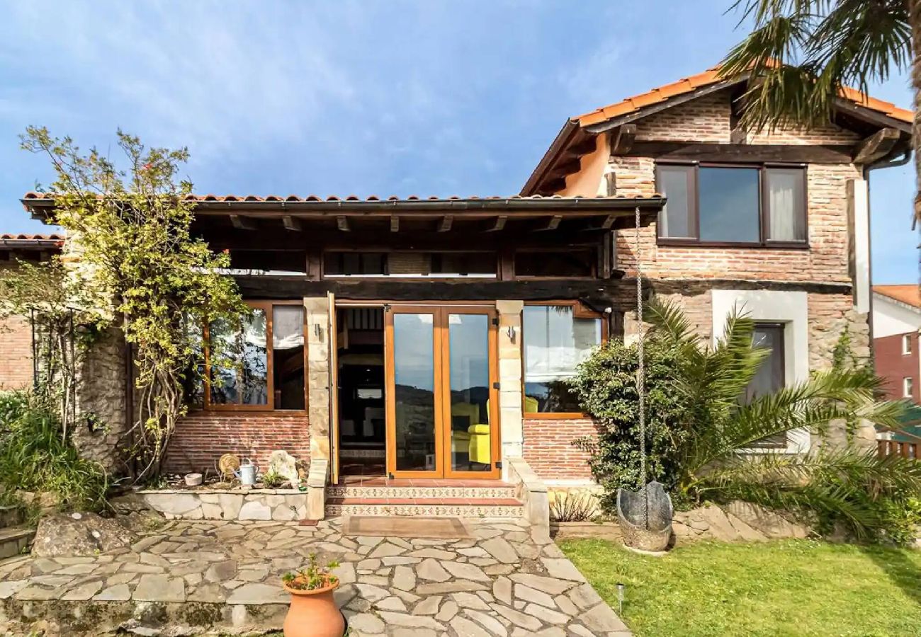 Casa en Oruña de Piélagos - Chalet Suka