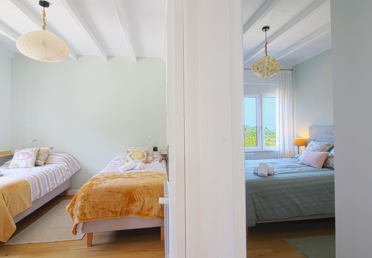 Casa en Val de San Vicente - Marina House con vistas al mar