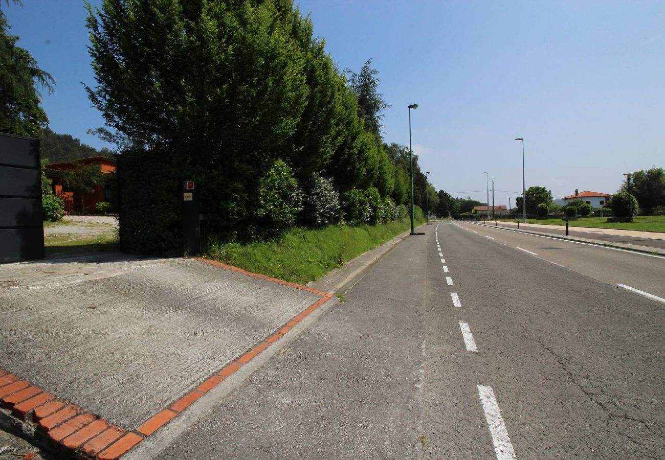 Casa en Torrelavega - Cabaña El Planto