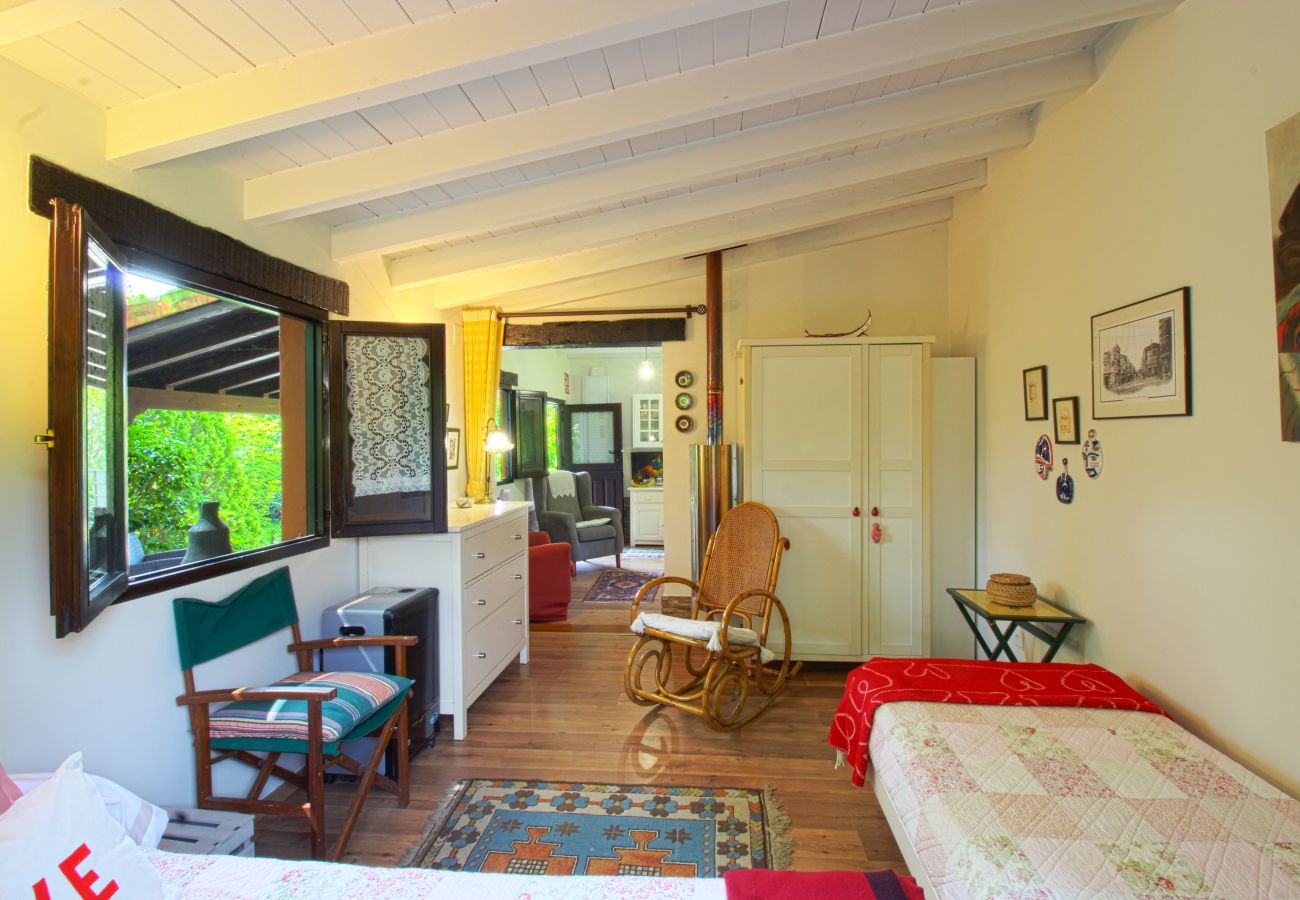 Casa en Torrelavega - Cabaña El Planto