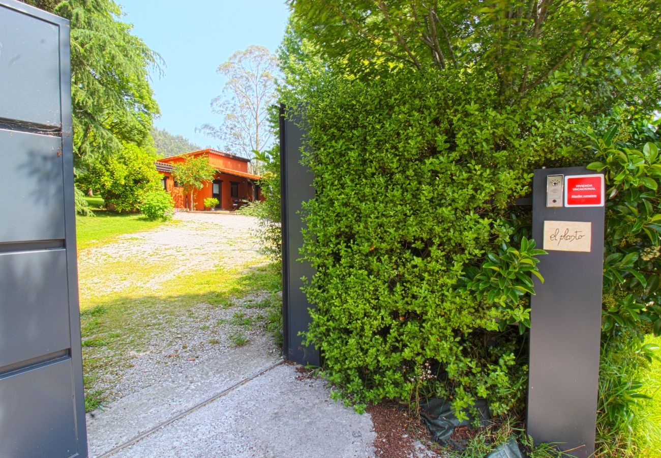 Casa en Torrelavega - Cabaña El Planto