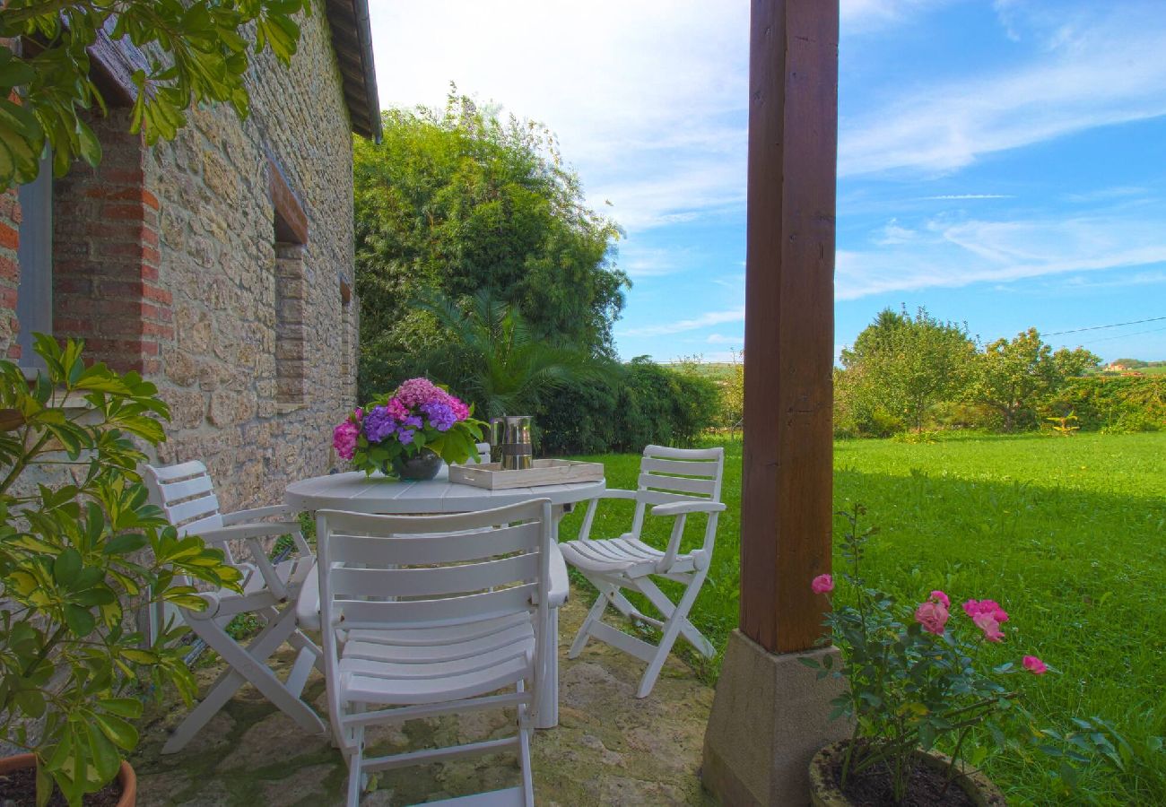 Apartamento en Suances - Bosco. Apartamento La Ermita con jardin