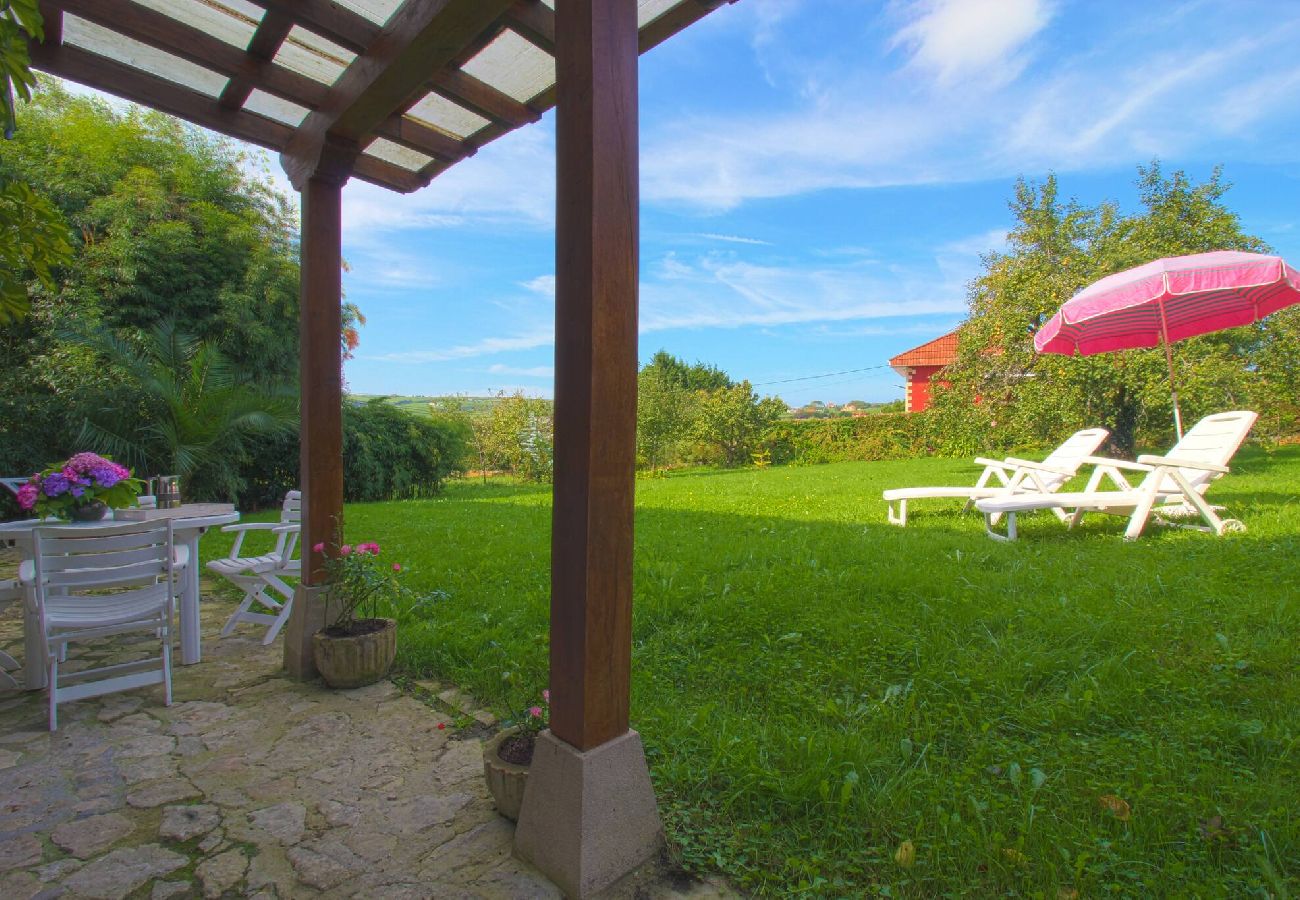 Apartamento en Suances - Bosco. Apartamento La Ermita con jardin
