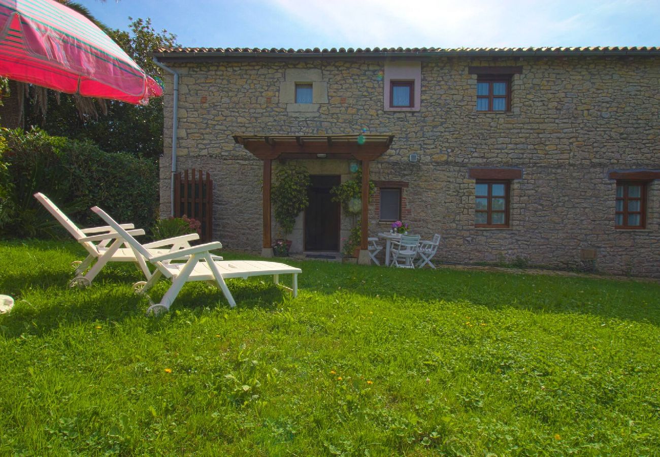 Apartamento en Suances - Bosco. Apartamento La Ermita con jardin