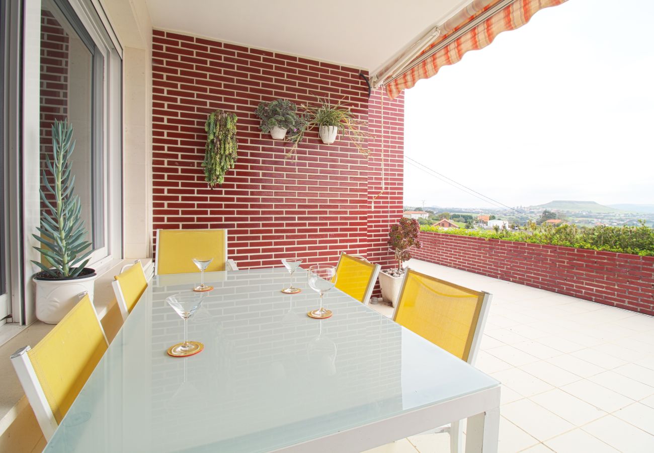 Casa en Suances - Villa Margarita con piscina, barbacoa y jardín