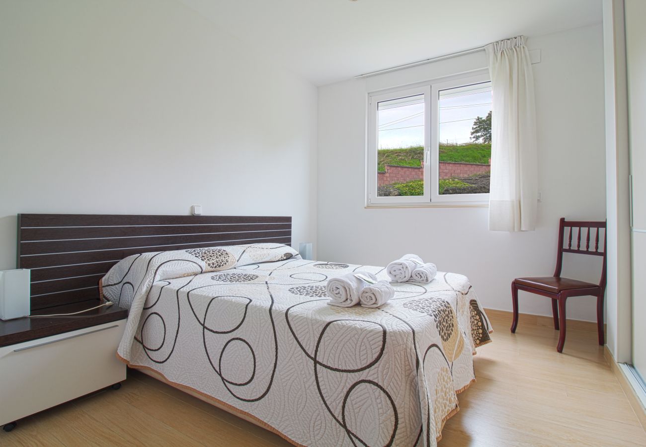 Casa en Suances - Villa Margarita con piscina, barbacoa y jardín